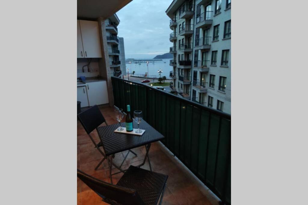 Piso Centrico Con Terraza Y Garaje Para Tu Familia Baiona Exterior foto